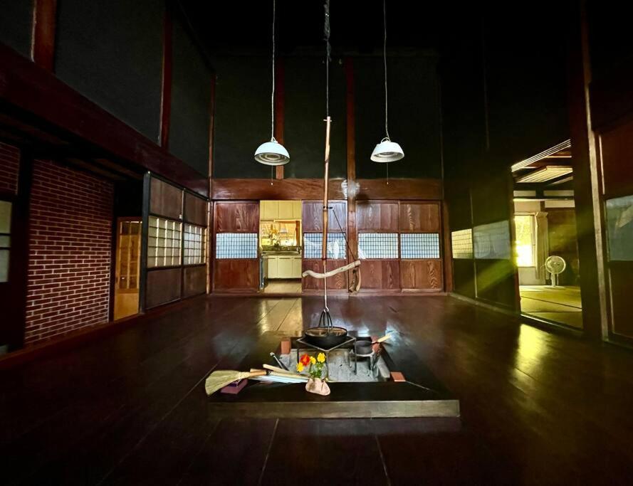 Villa 佐渡島に残る築130年の伝統的な古民家｜東夢 Sado Exterior foto